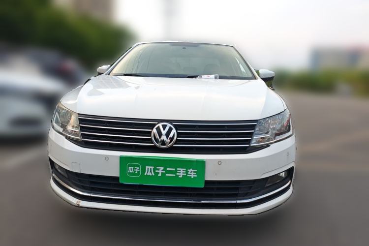 Used Volkswagen Lavida 2017 1.6L Manual Comfort Edition Front