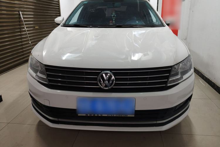 Used Volkswagen Lavida 2017 1.6L Automatic Comfort Edition Front