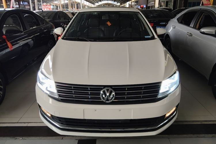 Used Volkswagen Lavida 2017 1.6L Automatic Comfort Edition Front