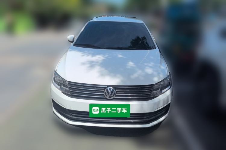 Used Volkswagen Lavida 2017 1.6L Manual Fashion Edition Front