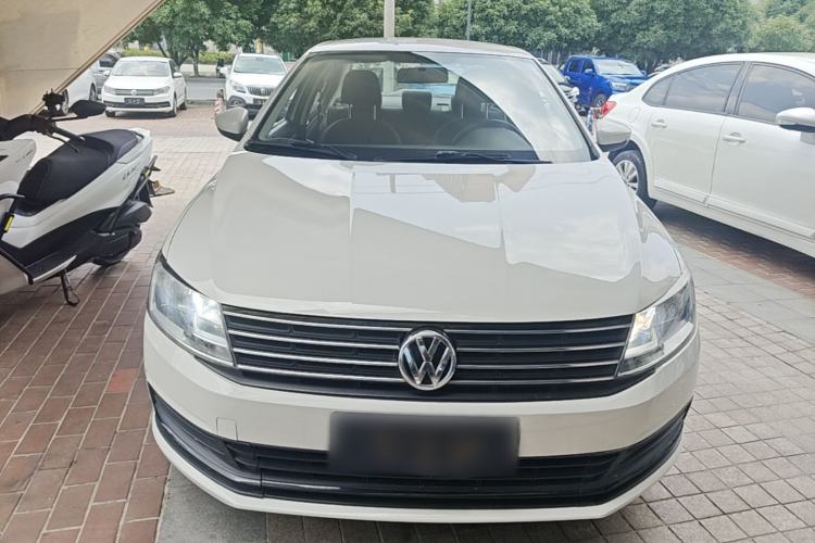 Used Volkswagen Lavida 2017 1.6L Automatic Fashion Edition Front