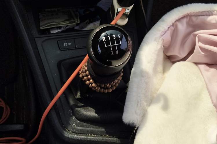 Used Volkswagen Lavida 2017 1.6L Manual Fashion Edition Gear Lever