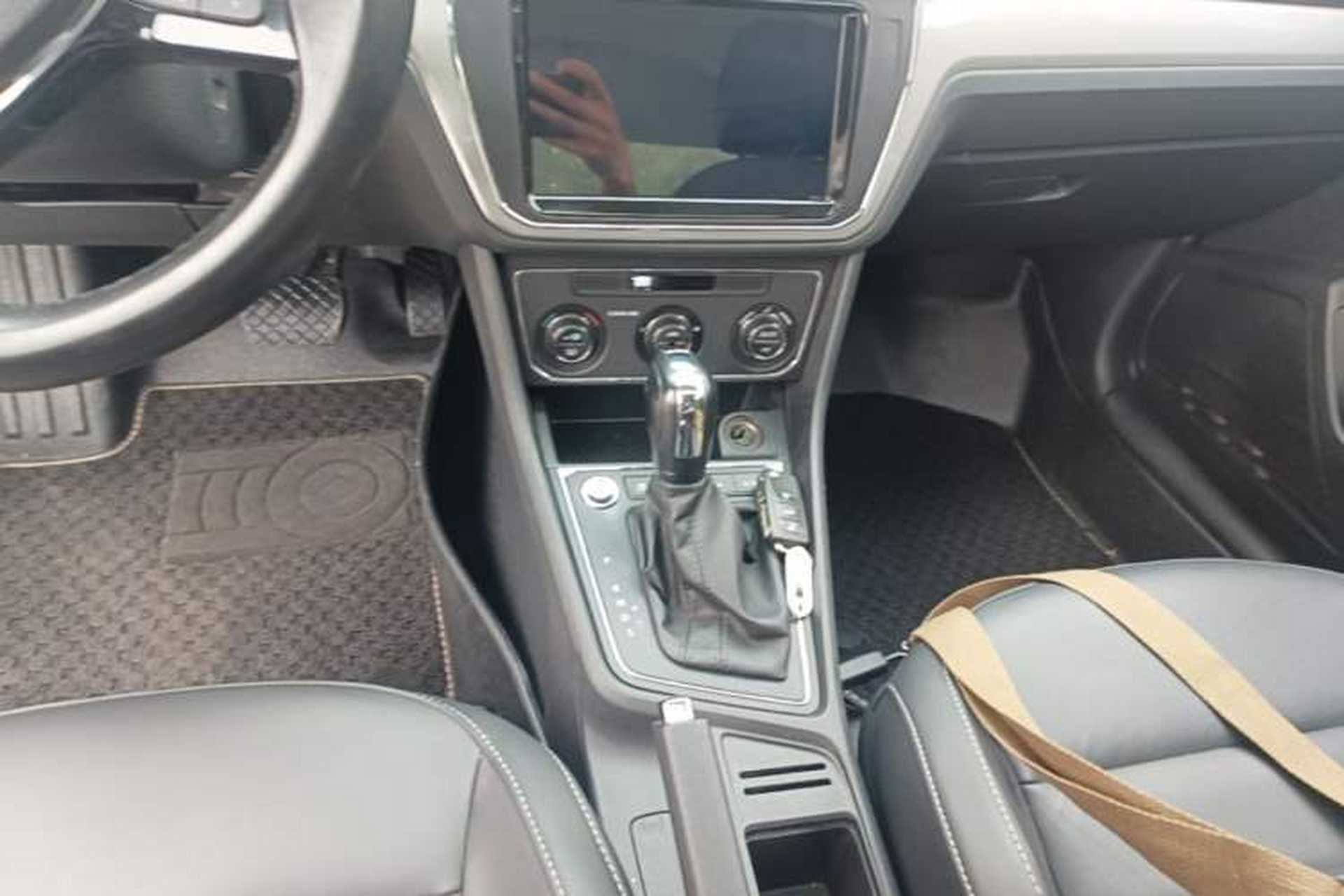 Used Volkswagen Lavida 2017 230TSI DSG Comfort Edition Gear Lever