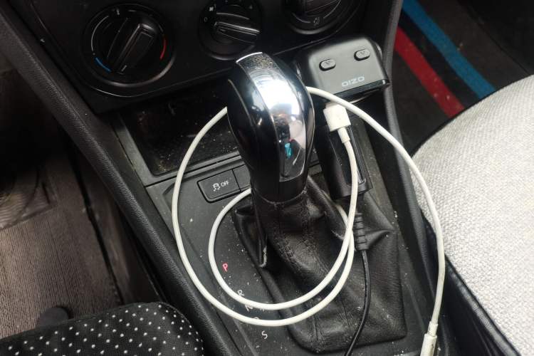 Used Volkswagen Lavida 2017 1.6L Automatic Fashion Edition Gear Lever