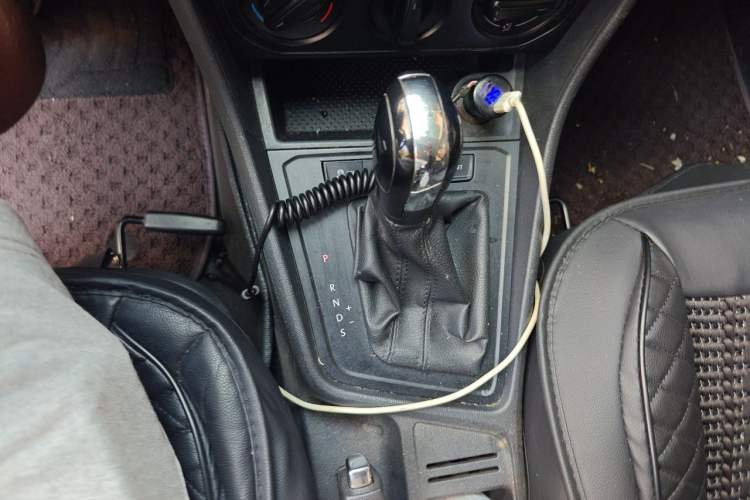 Used Volkswagen Lavida 2017 1.6L Automatic Fashion Edition Gear Lever