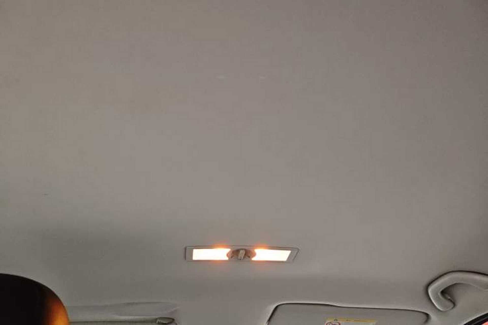 Used Volkswagen Lavida 2017 1.6L Automatic Fashion Edition Headliner