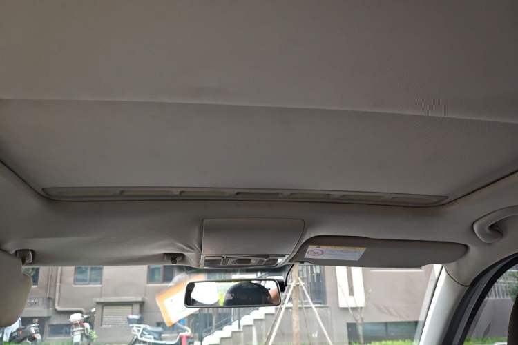 Used Volkswagen Lavida 2017 1.6L Automatic Comfort Edition Headliner