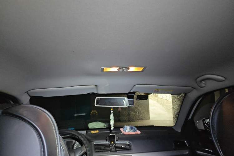 Used Volkswagen Lavida 2017 1.6L Automatic Fashion Edition Headliner