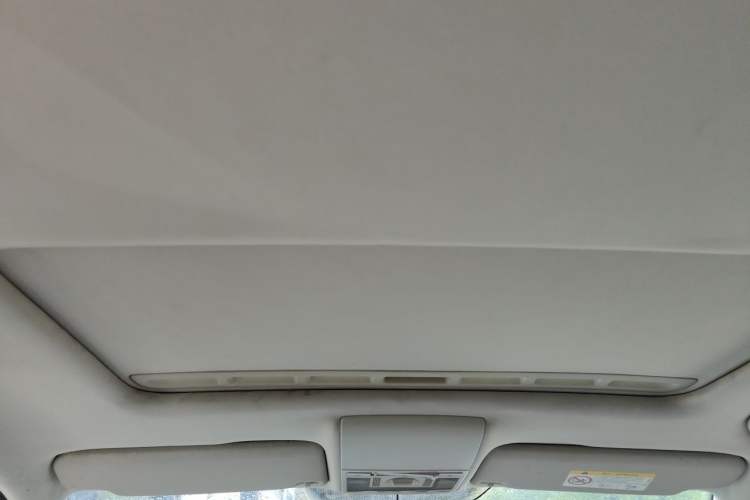 Used Volkswagen Lavida 2017 1.6L Automatic Comfort Edition Headliner