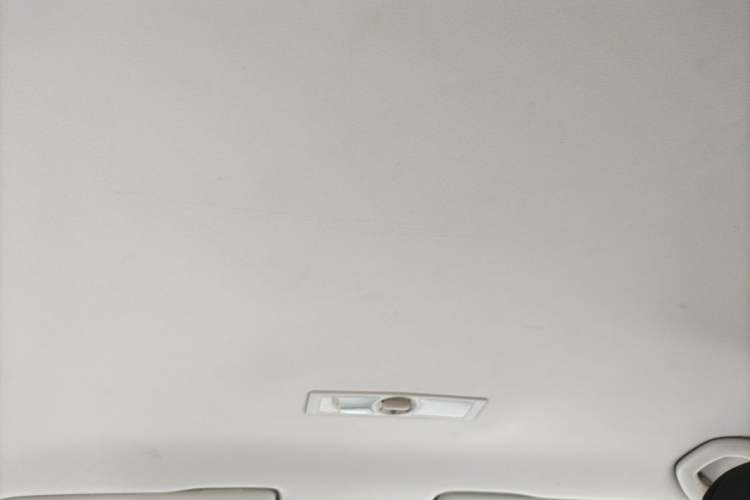 Used Volkswagen Lavida 2017 1.6L Automatic Fashion Edition Headliner