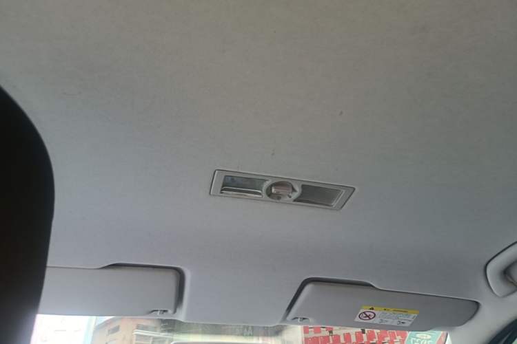 Used Volkswagen Lavida 2017 1.6L Automatic Fashion Edition Headliner