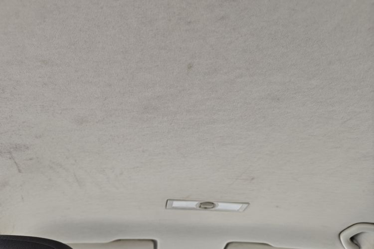 Used Volkswagen Lavida 2017 1.6L Automatic Fashion Edition Headliner