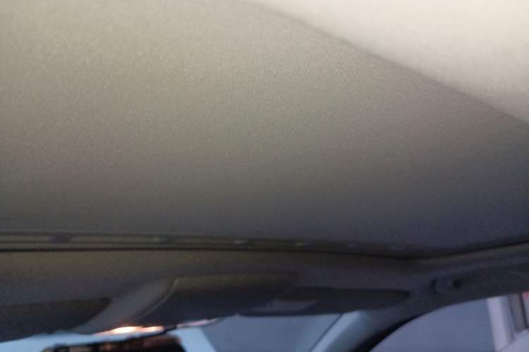 Used Volkswagen Lavida 2017 1.6L Automatic Comfort Edition Headliner