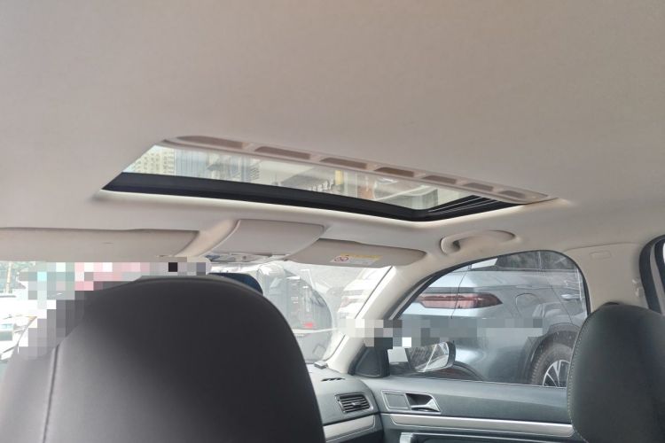 Used Volkswagen Lavida 2017 1.6L Automatic Comfort Edition Headliner