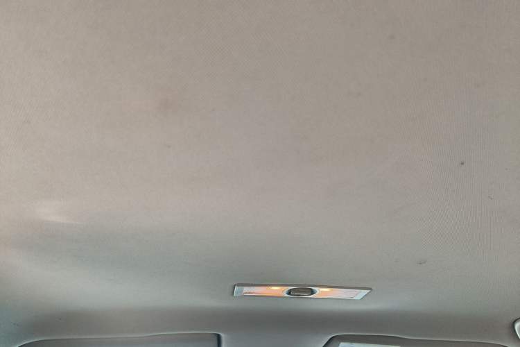 Used Volkswagen Lavida 2017 1.6L Manual Fashion Edition Headliner