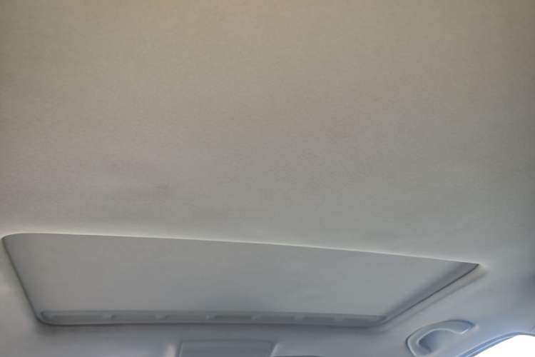 Used Volkswagen Lavida 2017 1.6L Automatic Comfort Edition Headliner