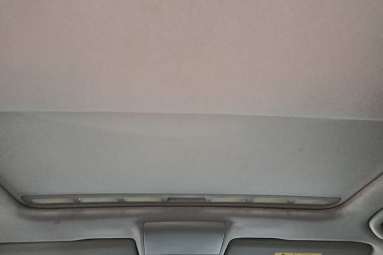 Used Volkswagen Lavida 2017 1.6L Automatic Comfort Edition Headliner