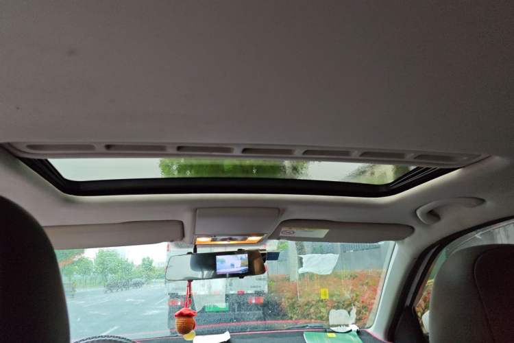 Used Volkswagen Lavida 2017 1.6L Manual Comfort Edition Headliner