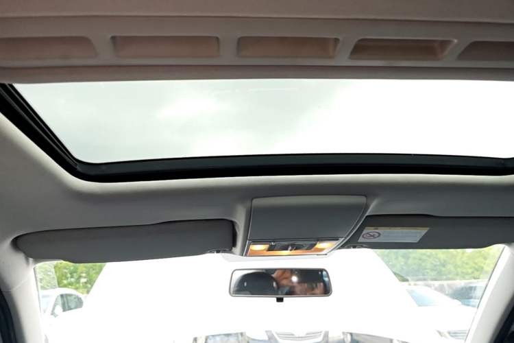 Used Volkswagen Lavida 2017 1.6L Automatic Comfort Edition Headliner