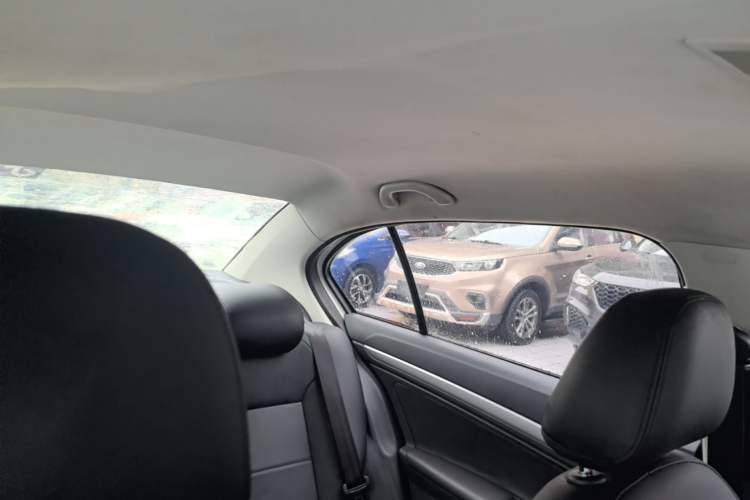 Used Volkswagen Lavida 2017 1.6L Automatic Fashion Edition Headliner