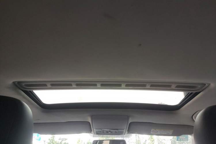 Used Volkswagen Lavida 2017 1.6L Automatic Comfort Edition Headliner