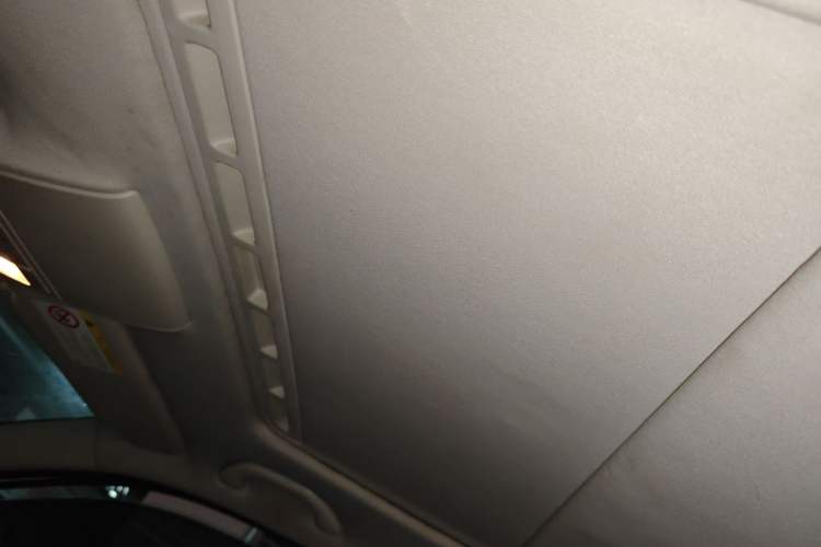 Used Volkswagen Lavida 2017 1.6L Manual Comfort Edition Headliner