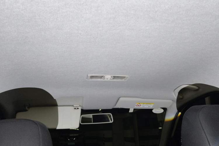 Used Volkswagen Lavida 2017 1.6L Automatic Fashion Edition Headliner