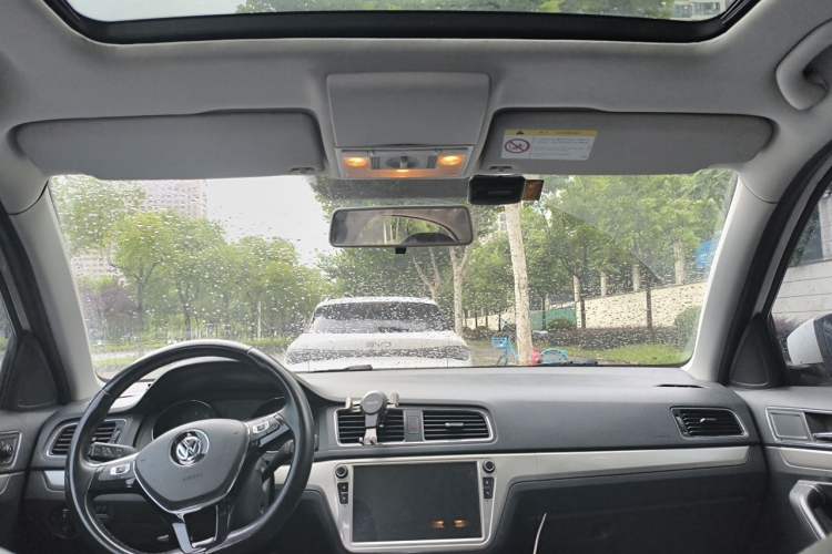 Used Volkswagen Lavida 2017 230TSI DSG Comfort Edition Headliner