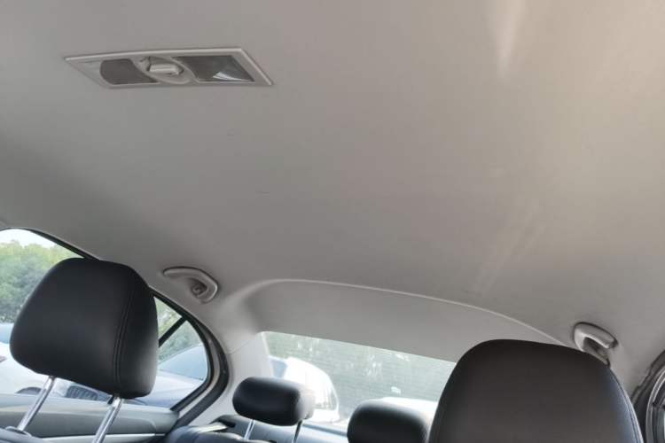 Used Volkswagen Lavida 2017 1.6L Automatic Fashion Edition Headliner