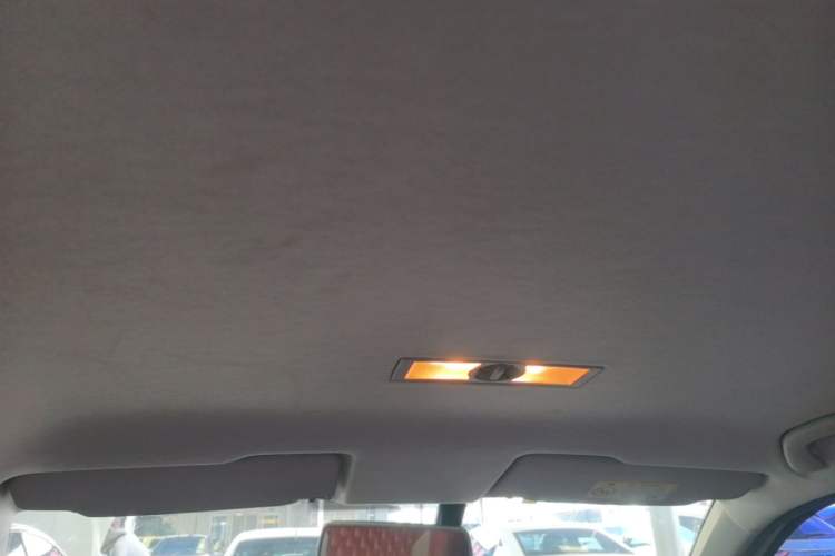 Used Volkswagen Lavida 2017 1.6L Automatic Fashion Edition Headliner