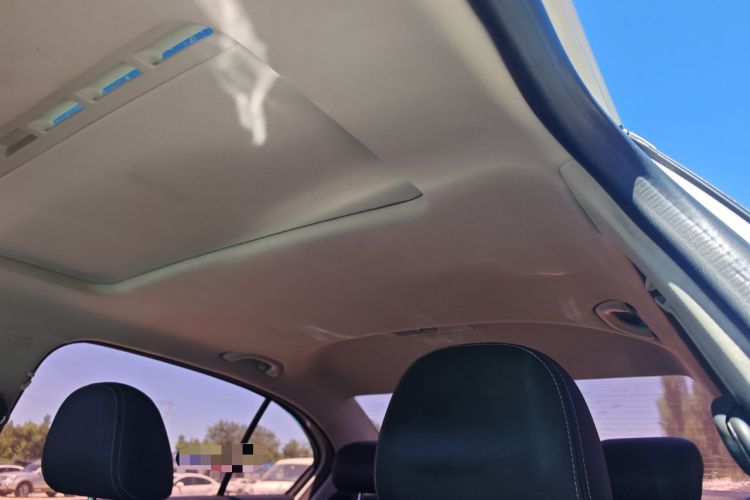 Used Volkswagen Lavida 2017 1.6L Automatic Comfort Edition Headliner