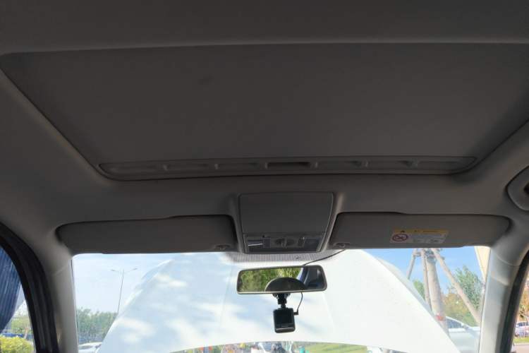Used Volkswagen Lavida 2017 1.6L Automatic Comfort Edition Headliner