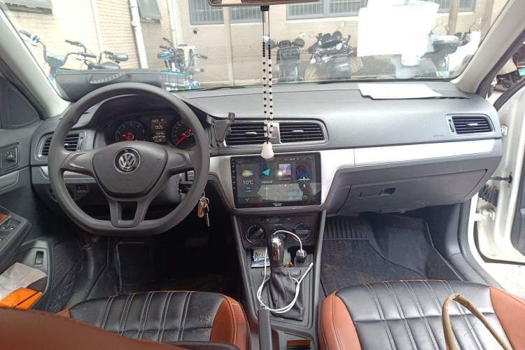Used Volkswagen Lavida 2017 1.6L Automatic Fashion Edition Headliner