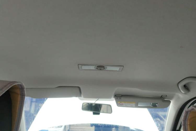 Used Volkswagen Lavida 2017 1.6L Automatic Fashion Edition Headliner