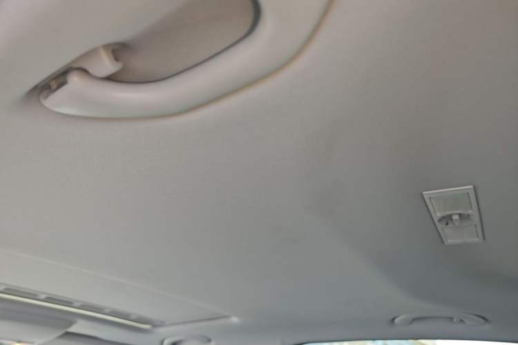 Used Volkswagen Lavida 2017 1.6L Automatic Comfort Edition Headliner
