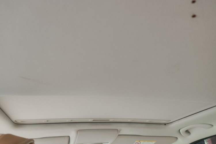 Used Volkswagen Lavida 2017 1.6L Automatic Comfort Edition Headliner