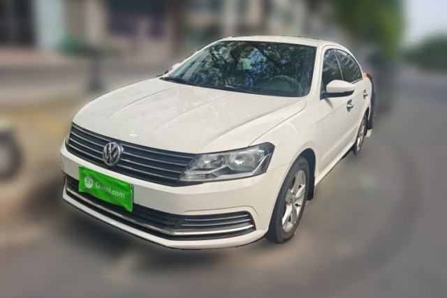 Used Volkswagen Lavida 2017 1.6L Manual Fashion Edition
