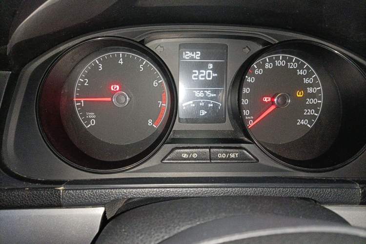 Used Volkswagen Lavida 2017 1.6L Manual Fashion Edition Instrument Cluster