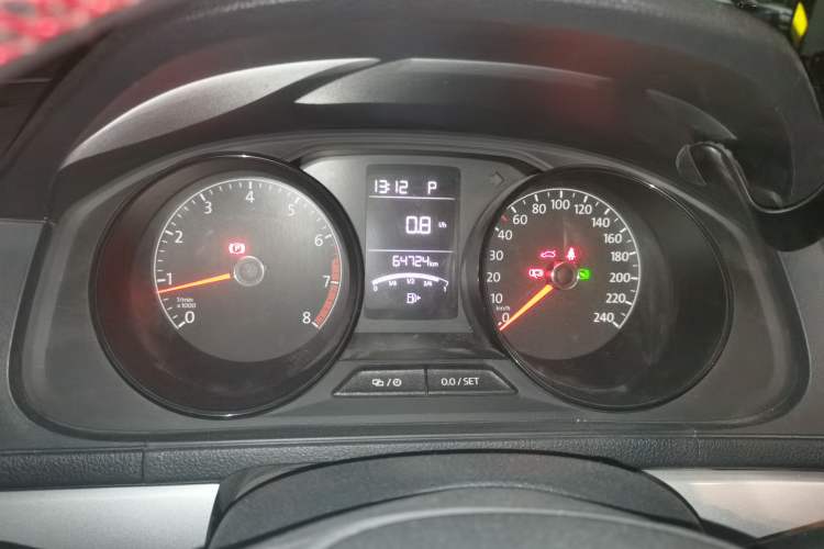 Used Volkswagen Lavida 2017 1.6L Automatic Fashion Edition Instrument Cluster