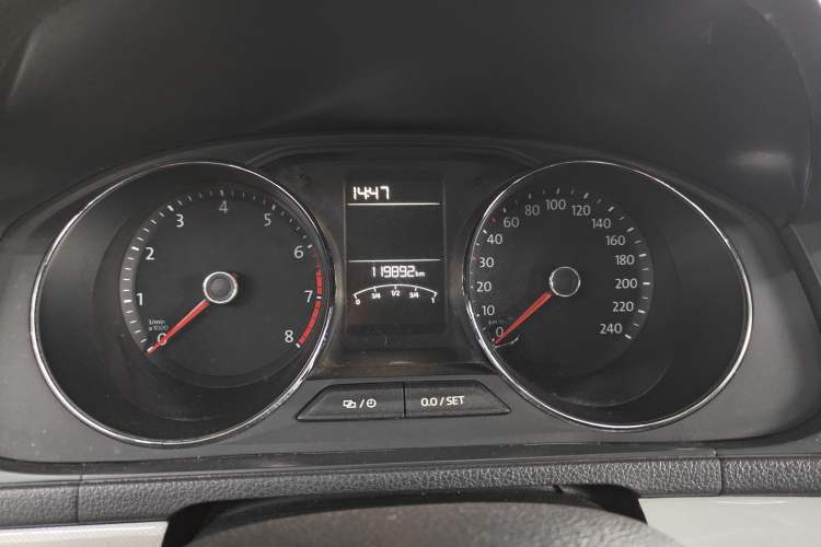 Used Volkswagen Lavida 2017 1.6L Automatic Comfort Edition Instrument Cluster