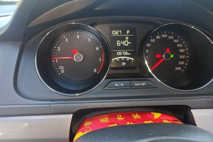 Used Volkswagen Lavida 2017 1.6L Automatic Comfort Edition Instrument Cluster