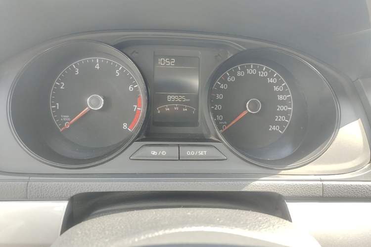 Used Volkswagen Lavida 2017 1.6L Manual Fashion Edition Instrument Cluster