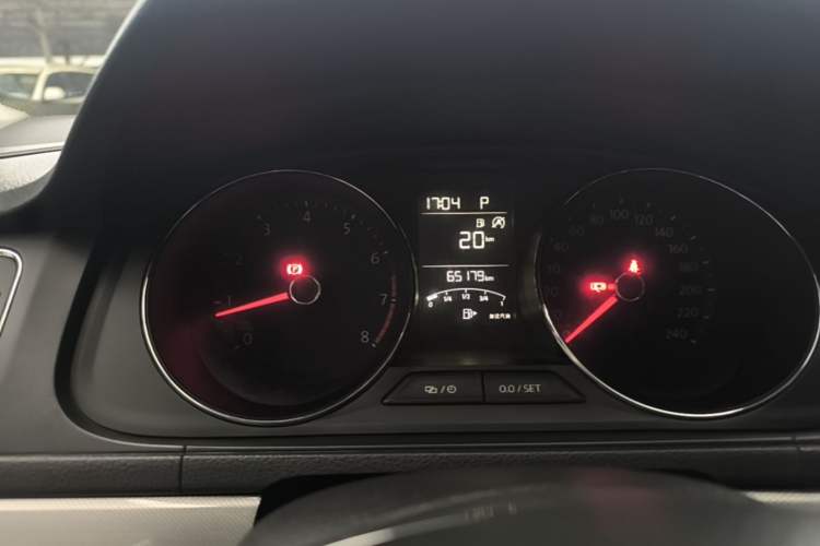 Used Volkswagen Lavida 2017 230TSI DSG Comfort Edition Instrument Cluster