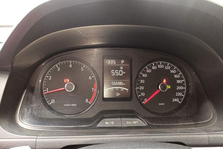 Used Volkswagen Lavida 2017 1.6L Automatic Fashion Edition Instrument Cluster