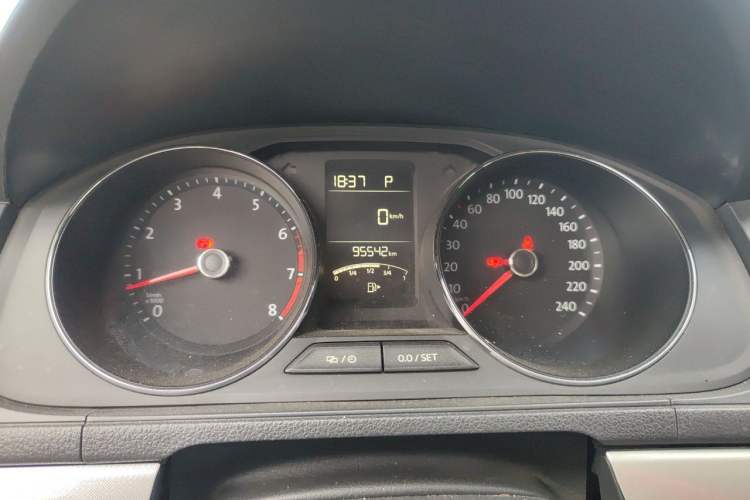 Used Volkswagen Lavida 2017 230TSI DSG Comfort Edition Instrument Cluster