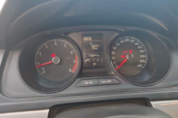 Used Volkswagen Lavida 2017 1.6L Manual Fashion Edition Instrument Cluster