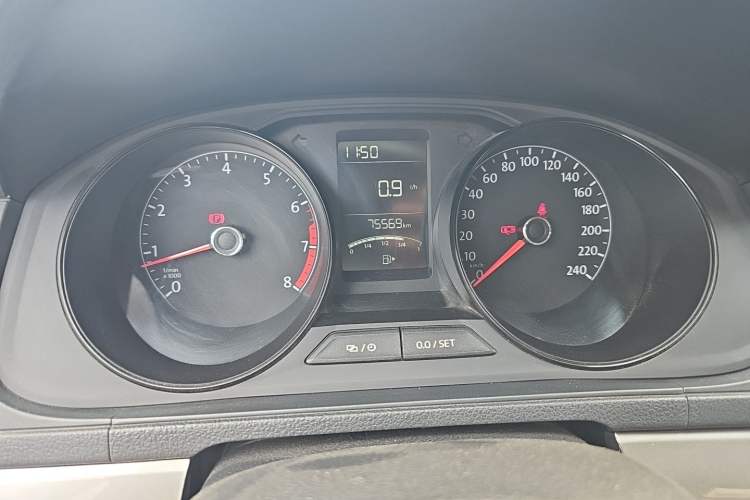 Used Volkswagen Lavida 2017 1.6L Manual Fashion Edition Instrument Cluster