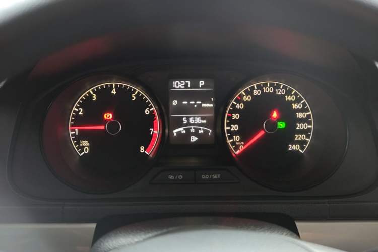 Used Volkswagen Lavida 2017 1.6L Automatic Fashion Edition Instrument Cluster