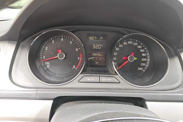 Used Volkswagen Lavida 2017 230TSI DSG Comfort Edition Instrument Cluster