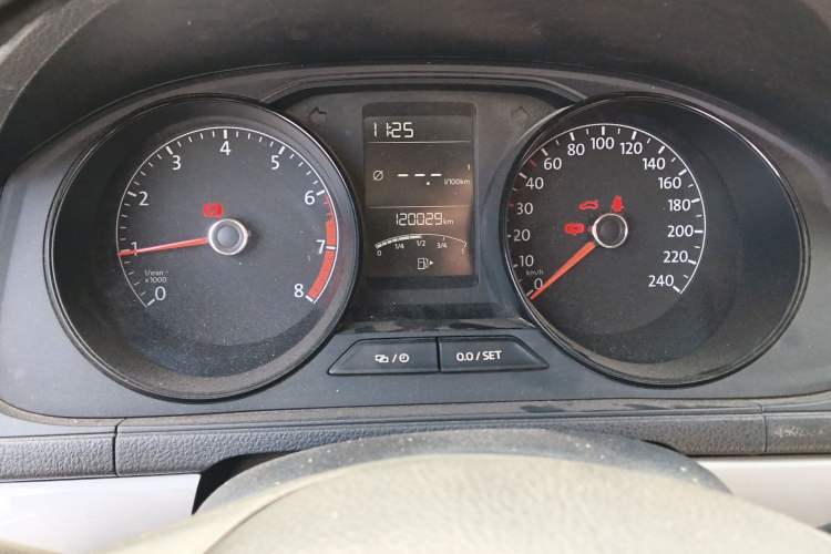 Used Volkswagen Lavida 2017 1.6L Manual Fashion Edition Instrument Cluster